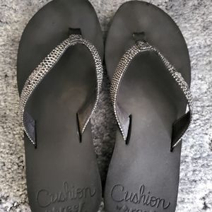 Reef cushion flip flops